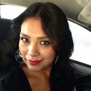 Meet your Posher, Ingrid